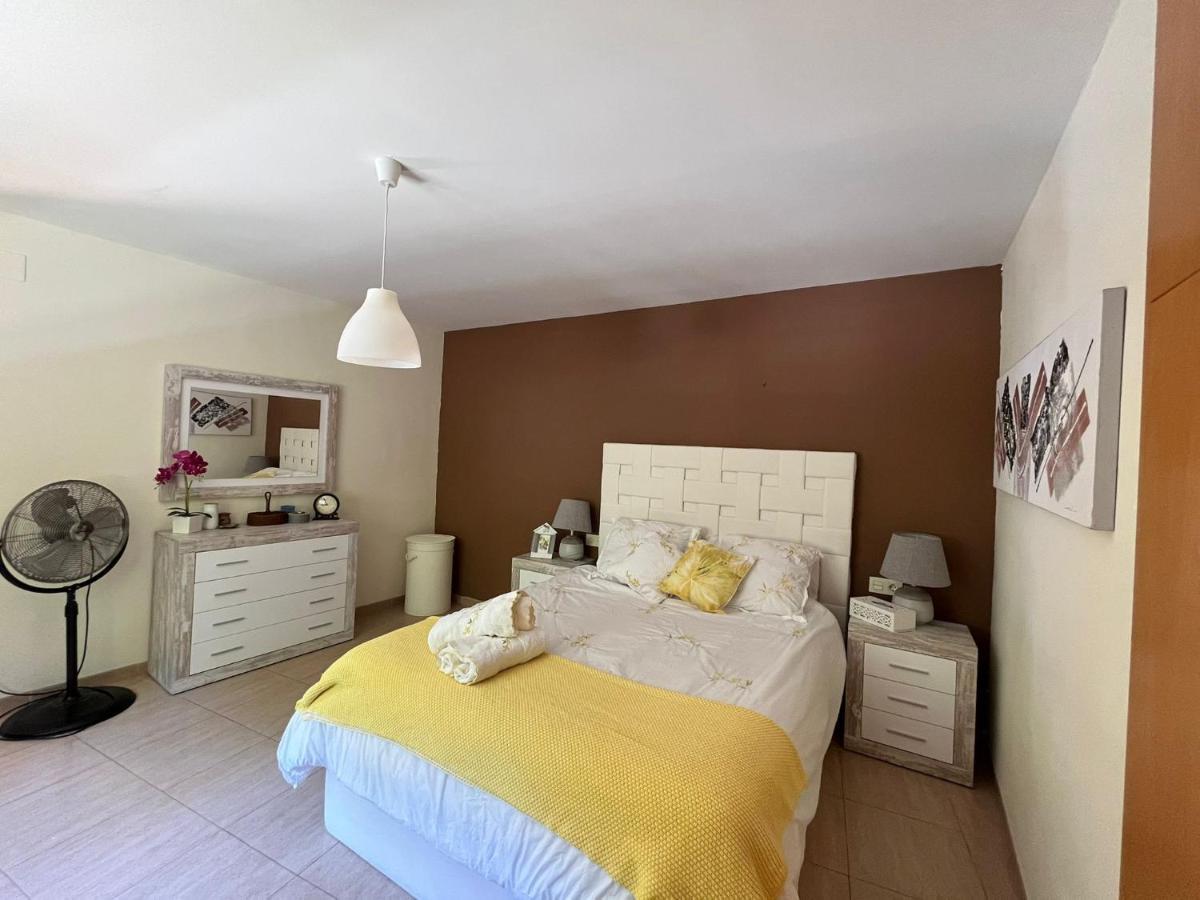 Habitacion Amplia Y Comoda 雷乌斯 外观 照片