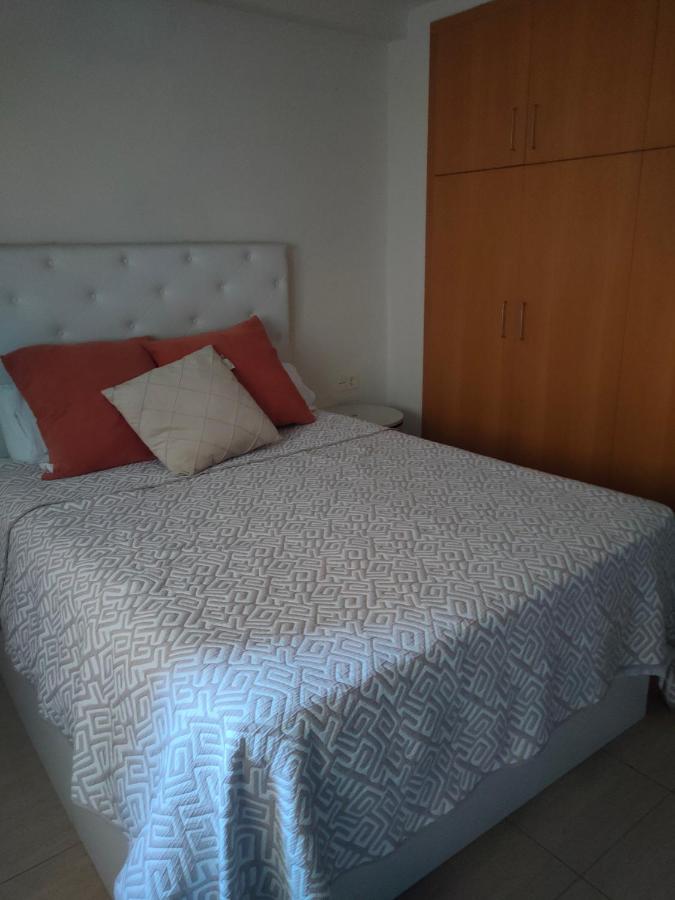 Habitacion Amplia Y Comoda 雷乌斯 外观 照片
